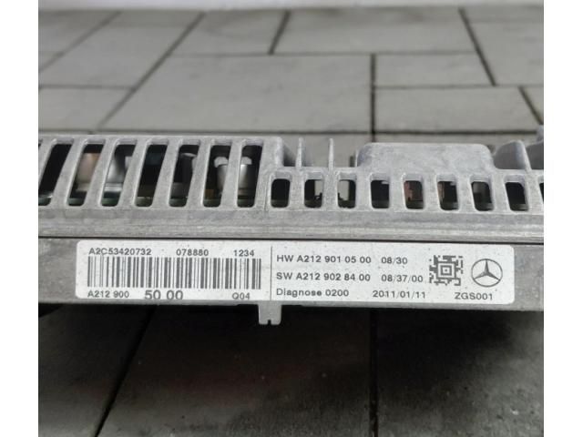 bontott MERCEDES-BENZ CLS Navigációs Fejegység