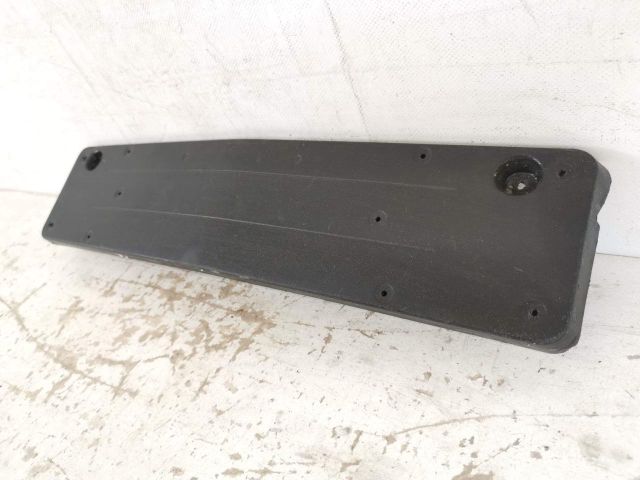 bontott MERCEDES-BENZ CLS Rendszámtábla Tartó