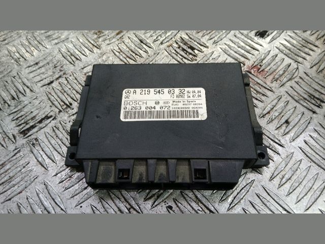 bontott MERCEDES-BENZ CLS Tolatóradar Elektronika