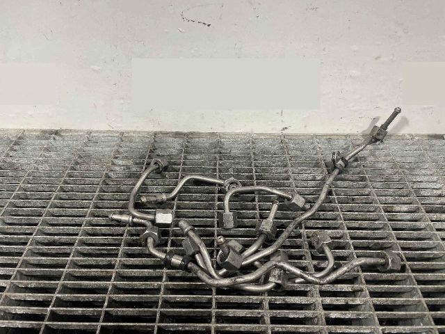 bontott MERCEDES-BENZ CLS Üzemanyagcső