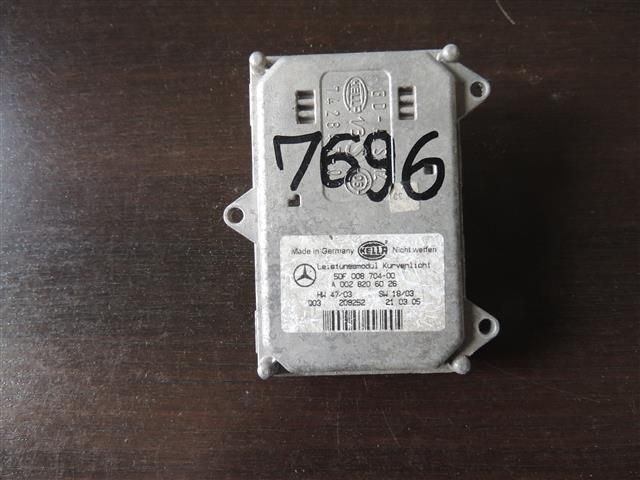 bontott MERCEDES-BENZ CLS Xenon Trafó