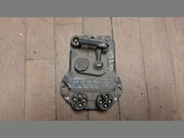 bontott MERCEDES-BENZ E-CLASS Motorvezérlő