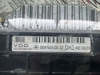 bontott MERCEDES-BENZ E-CLASS Motorvezérlő