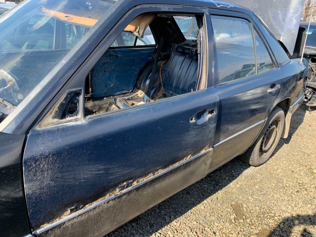 bontott MERCEDES-BENZ E-CLASS Bal hátsó Lengéscsillapító