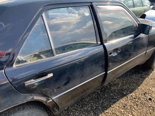 bontott MERCEDES-BENZ E-CLASS Jobb hátsó Féknyereg Munkahengerrel