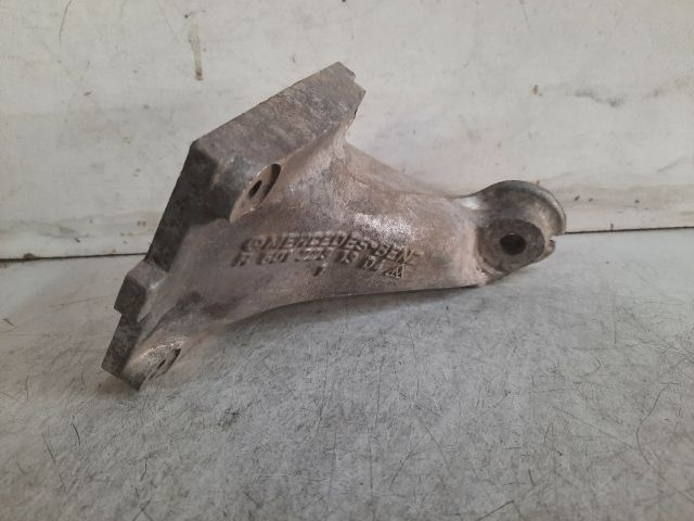 bontott MERCEDES-BENZ E-CLASS Motor Tartó Bak (Pozíciófüggetlen)