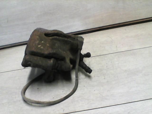 bontott MERCEDES-BENZ E-CLASS Jobb első Féknyereg Munkahengerrel