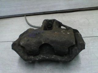 bontott MERCEDES-BENZ E-CLASS Jobb első Féknyereg Munkahengerrel