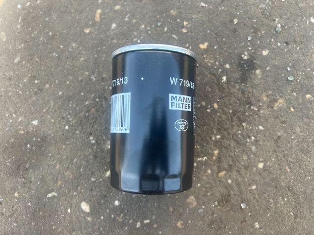 bontott MERCEDES-BENZ E-CLASS Olajszűrő Ház