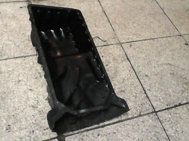 bontott MERCEDES-BENZ E-CLASS Olajteknő