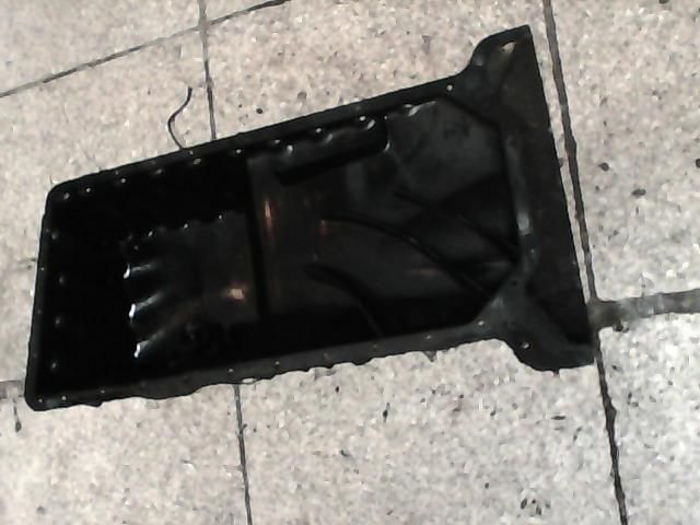 bontott MERCEDES-BENZ E-CLASS Olajteknő