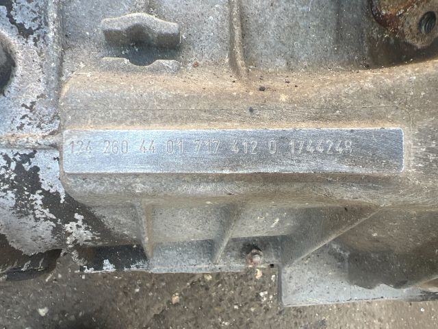 bontott MERCEDES-BENZ E-CLASS Váltó (Mechanikus)