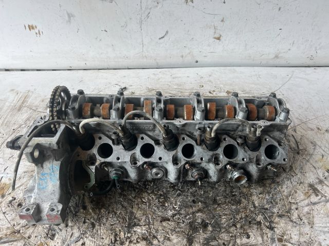 bontott MERCEDES-BENZ E-CLASS Hengerfej