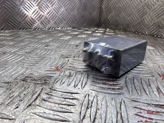 bontott MERCEDES-BENZ E-CLASS Üzemanyag Szivattyú Relé