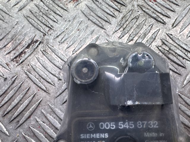 bontott MERCEDES-BENZ E-CLASS Gyújtótrafó