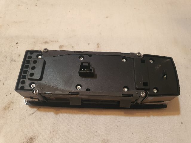 bontott MERCEDES-BENZ E-CLASS Ablakemelő és Tükör Kapcsoló