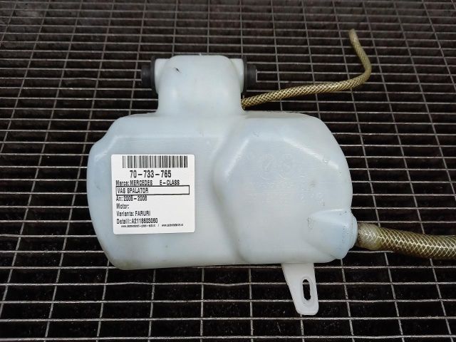 bontott MERCEDES-BENZ E-CLASS Ablakmosó Tartály
