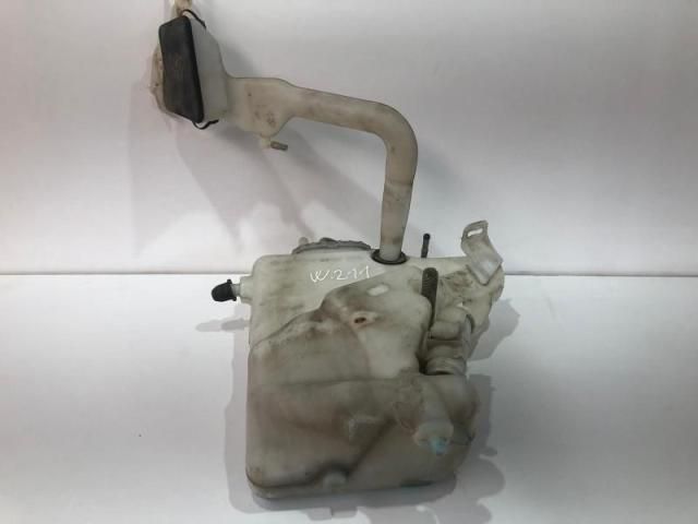 bontott MERCEDES-BENZ E-CLASS Ablakmosó Tartály