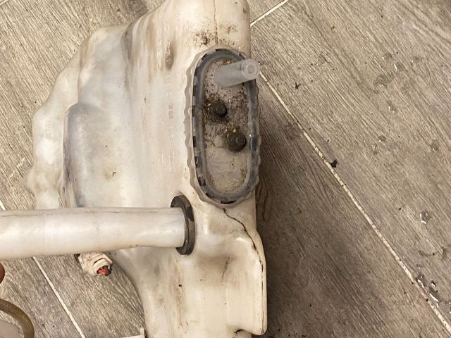 bontott MERCEDES-BENZ E-CLASS Ablakmosó Tartály