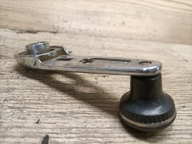 bontott MERCEDES-BENZ E-CLASS Ablaktekerő Kar (Pozíciófüggetlen)