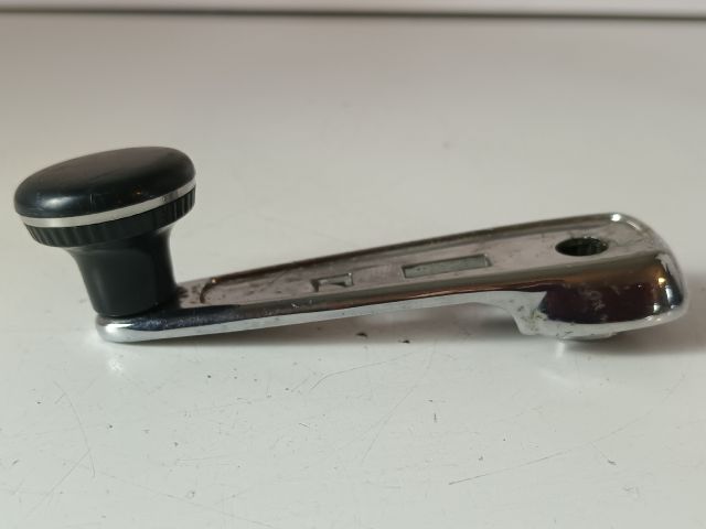 bontott MERCEDES-BENZ E-CLASS Ablaktekerő Kar (Pozíciófüggetlen)