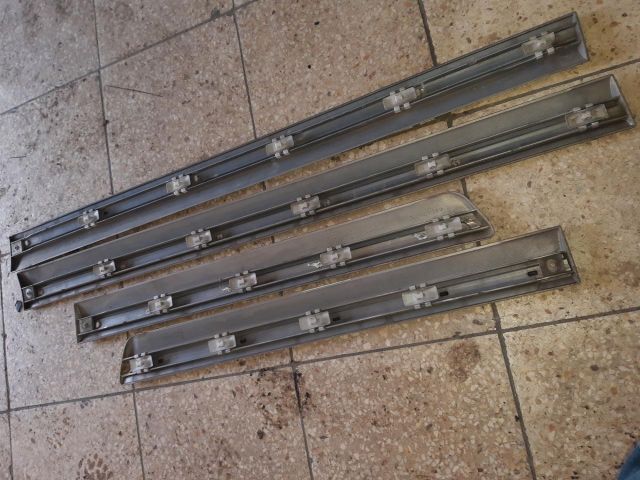 bontott MERCEDES-BENZ E-CLASS Ajtó Díszléc Szett