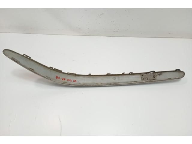 bontott MERCEDES-BENZ E-CLASS Ajtó Díszléc Szett