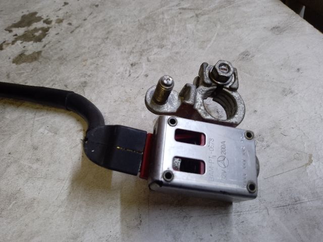 bontott MERCEDES-BENZ E-CLASS Akkumulátor Saru Elektronikával