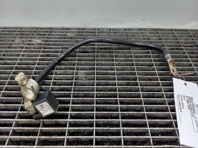 bontott MERCEDES-BENZ E-CLASS Akkumulátor Saru