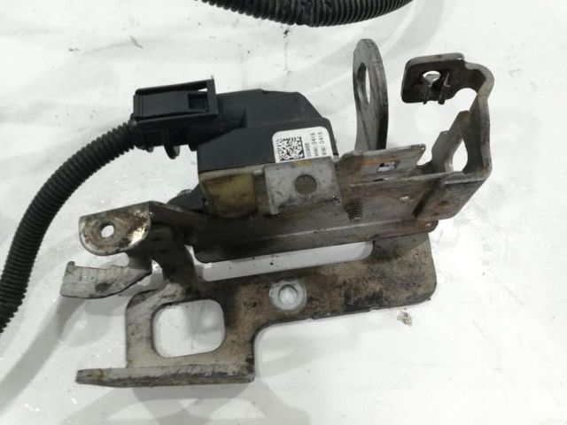 bontott MERCEDES-BENZ E-CLASS Akkumulátor Saru