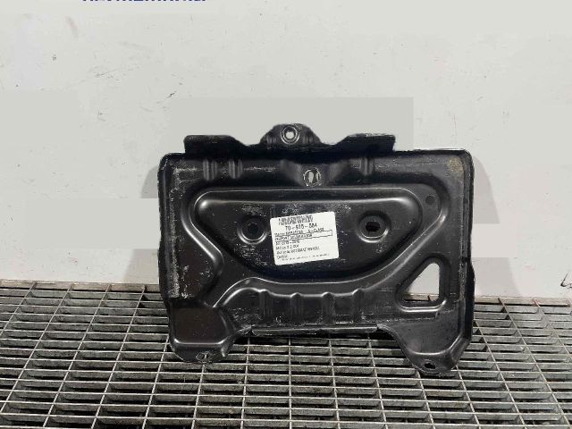 bontott MERCEDES-BENZ E-CLASS Akkumulátor Tartó