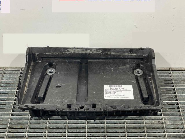 bontott MERCEDES-BENZ E-CLASS Akkumulátor Tartó