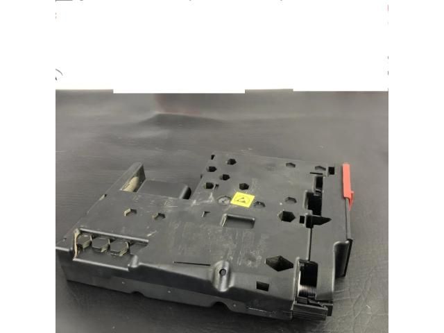 bontott MERCEDES-BENZ E-CLASS Akkumulátor Vezérlő Panel