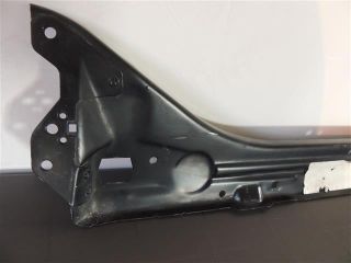 bontott MERCEDES-BENZ E-CLASS Alsó Kereszttartó