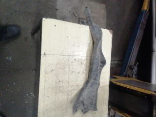 bontott MERCEDES-BENZ E-CLASS Alsó Kereszttartó