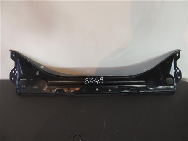 bontott MERCEDES-BENZ E-CLASS Alsó Kereszttartó