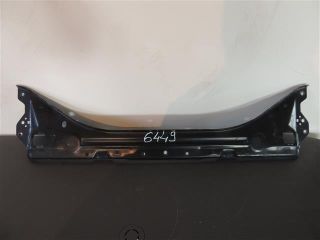 bontott MERCEDES-BENZ E-CLASS Alsó Kereszttartó