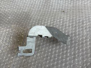 bontott MERCEDES-BENZ E-CLASS Alsó Kereszttartó