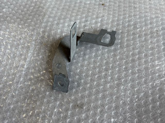 bontott MERCEDES-BENZ E-CLASS Alsó Kereszttartó