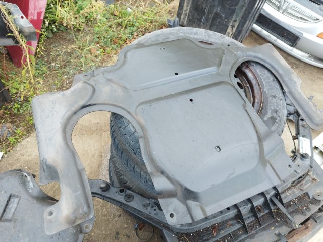 bontott MERCEDES-BENZ E-CLASS Alsó Motorburkolat