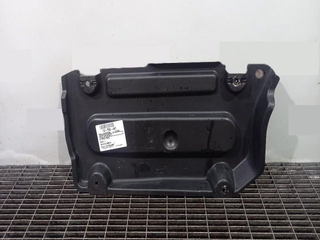 bontott MERCEDES-BENZ E-CLASS Alsó Motorburkolat