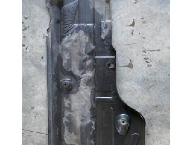 bontott MERCEDES-BENZ E-CLASS Alsó Padlólemez Burkolat