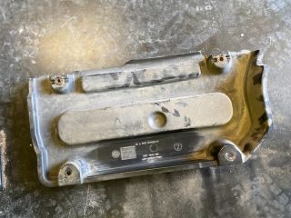 bontott MERCEDES-BENZ E-CLASS Alsó Padlólemez Burkolat