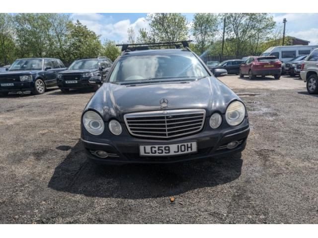 bontott MERCEDES-BENZ E-CLASS Alsó Padlólemez Burkolat