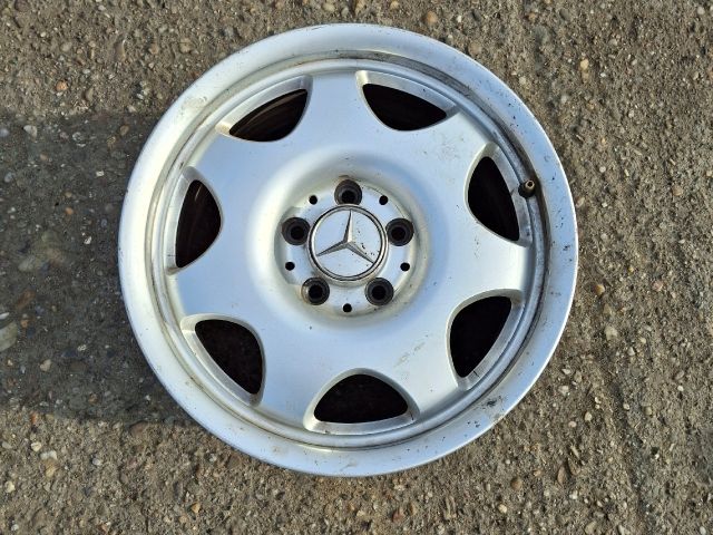 bontott MERCEDES-BENZ E-CLASS Alufelni (1 db)