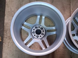 bontott MERCEDES-BENZ E-CLASS Alufelni (1 db)