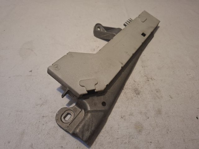 bontott MERCEDES-BENZ E-CLASS Antenna Erősítő