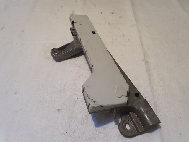 bontott MERCEDES-BENZ E-CLASS Antenna Erősítő