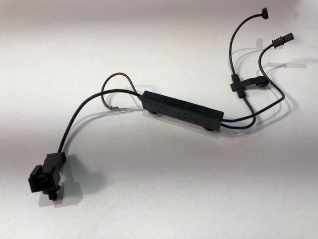 bontott MERCEDES-BENZ E-CLASS Antenna Erősítő