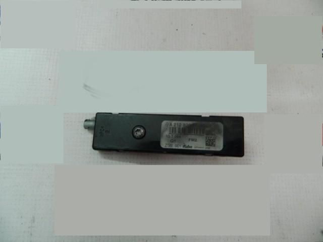 bontott MERCEDES-BENZ E-CLASS Antenna Erősítő